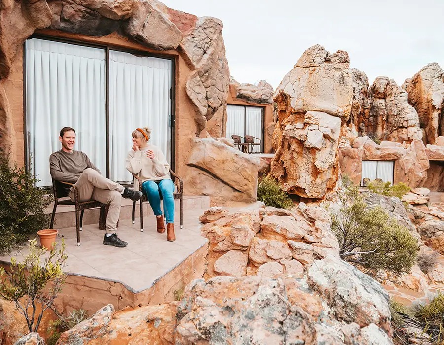 Kagga Kamma Cave Couple