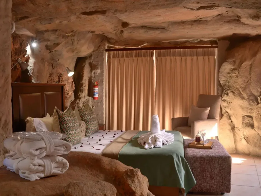 Kagga Kamma Room