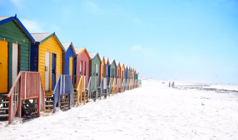 Muizenberg Colourful Huts near Dalebrook