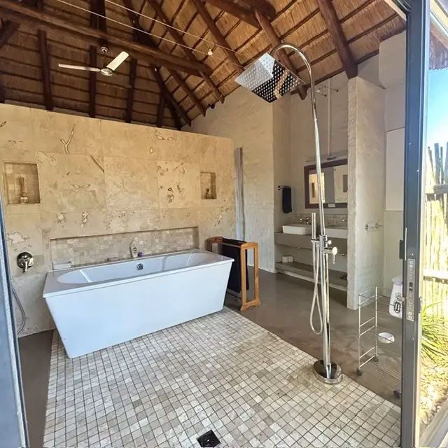Bathroom at Bushwillow 31